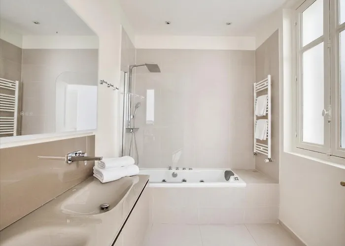 Superbe 4 Beds Bourdonnais Champs De Mars Tour Eiffel *